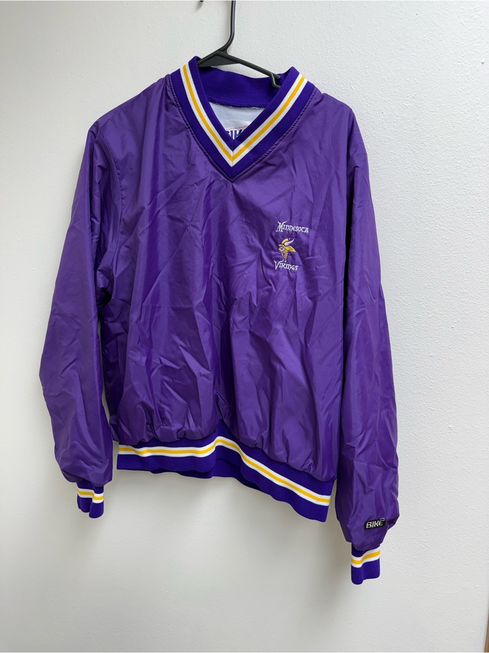 Vintage Minnesota Vikings Purple Pullover Windbreaker Jacket